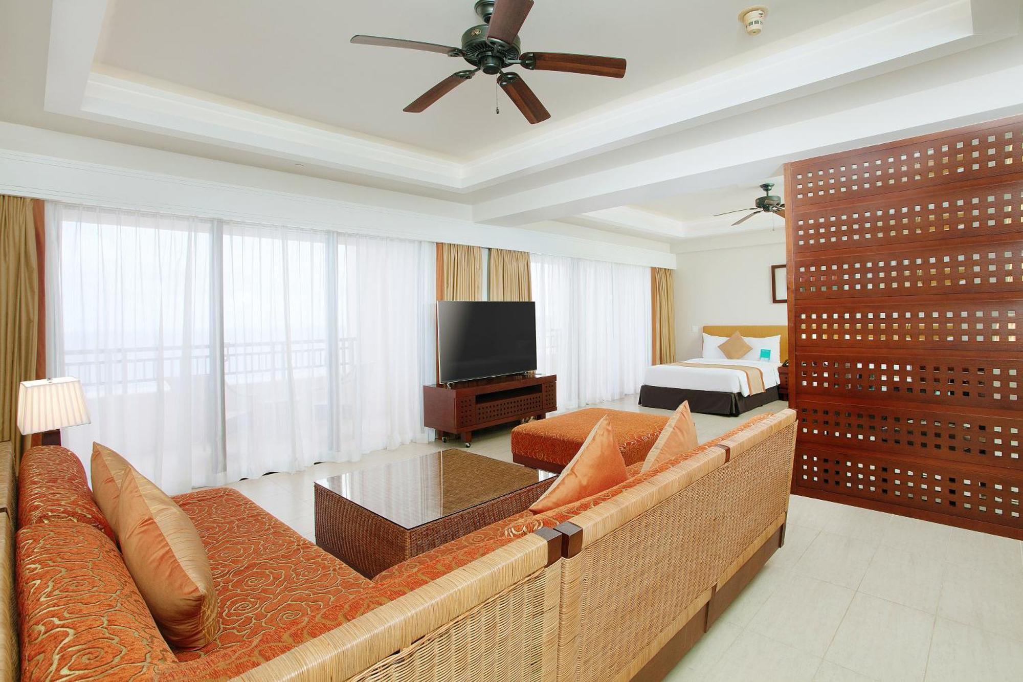 Pacific Islands Club Guam Hotel Tumon Eksteriør billede
